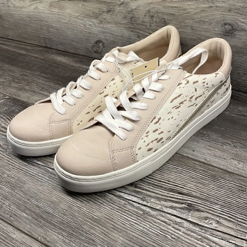 Women's Brittin Sneakers - Universal Thread